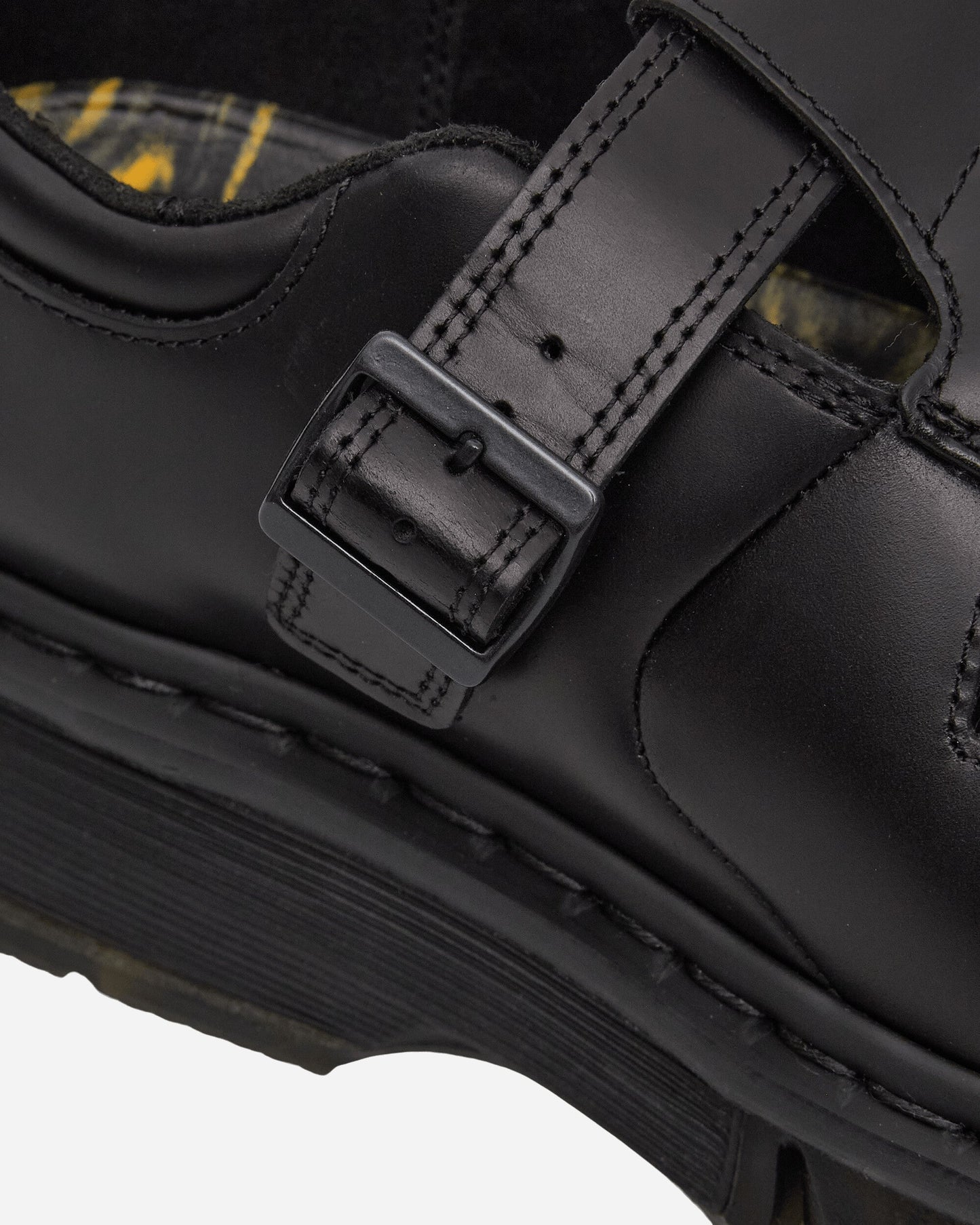 Qubist Fisherman Shoes Black