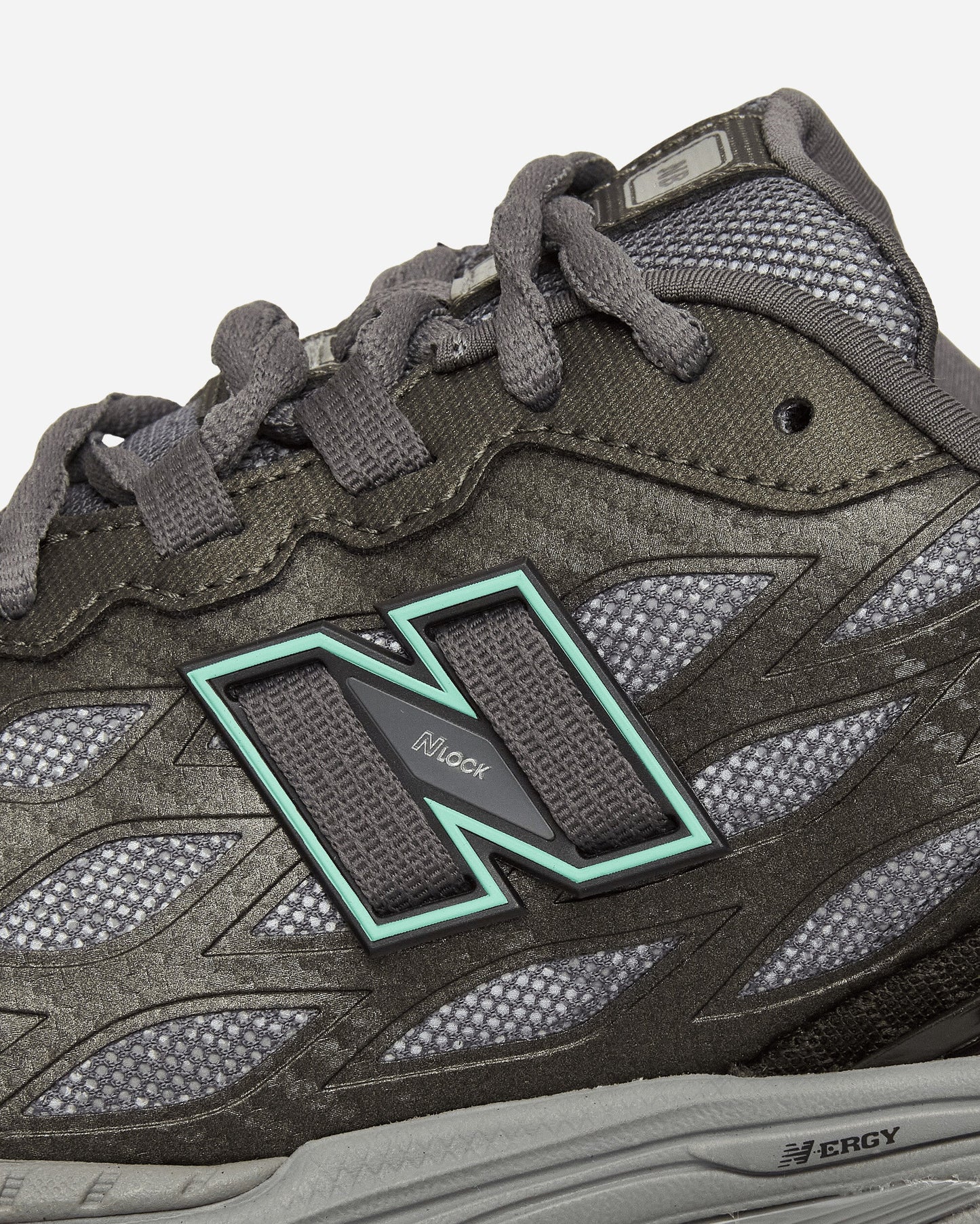 1906W Sneakers Black Metallic / Lime Leaf / Castlerock