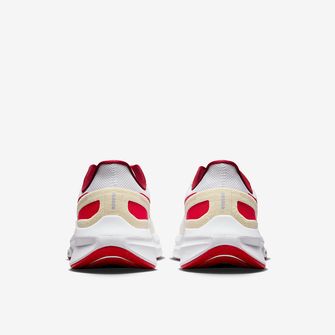 Nike Structure 25 Premium