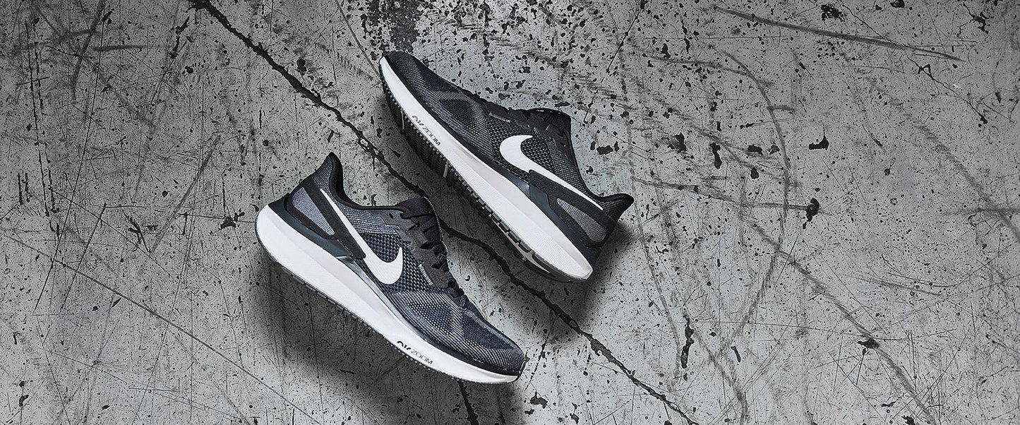 Nike Womens Structure 25