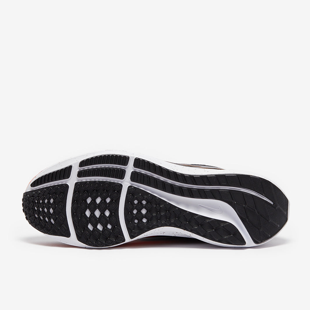Nike Pegasus 40 - Black/Safety Orange-Khaki