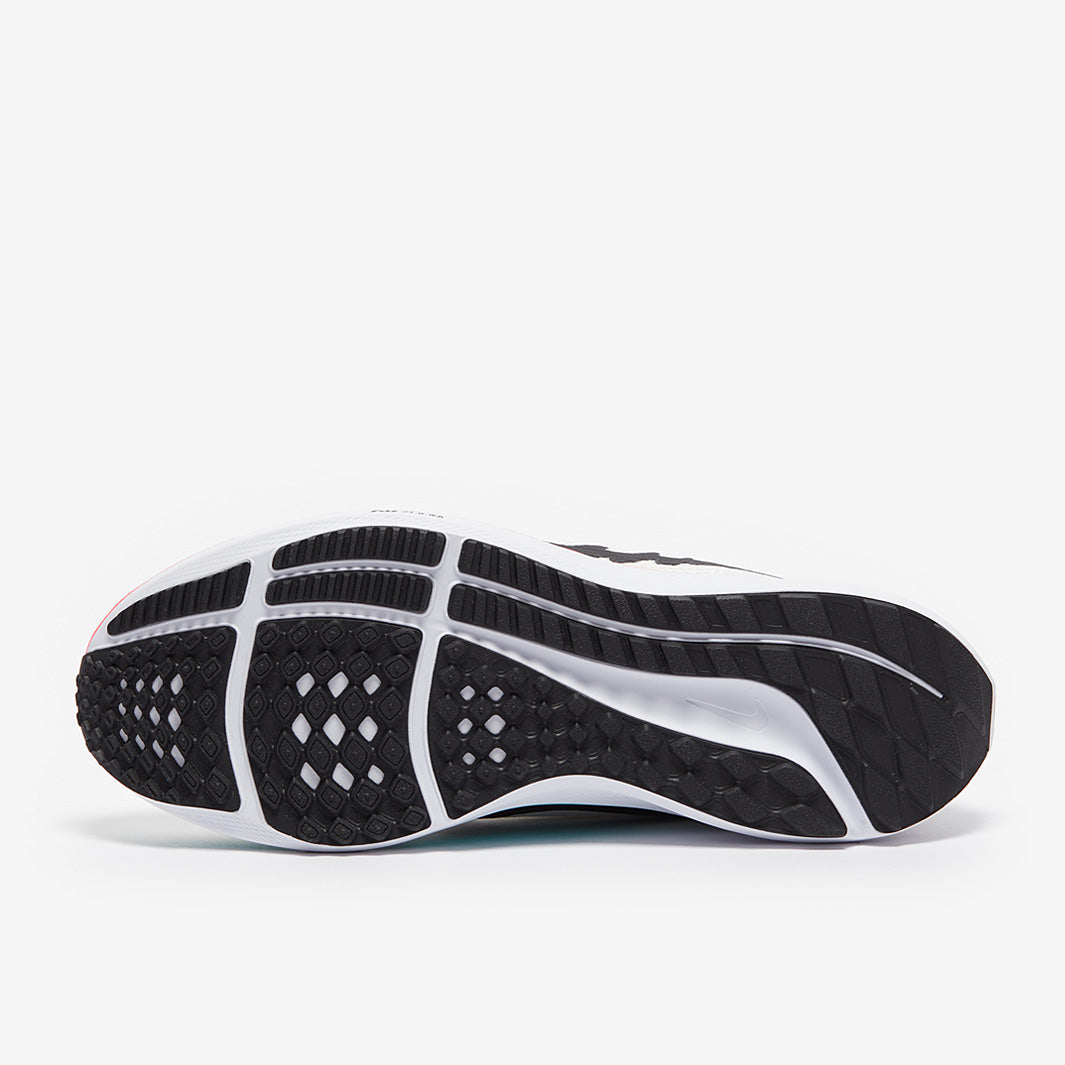 Nike Pegasus 40