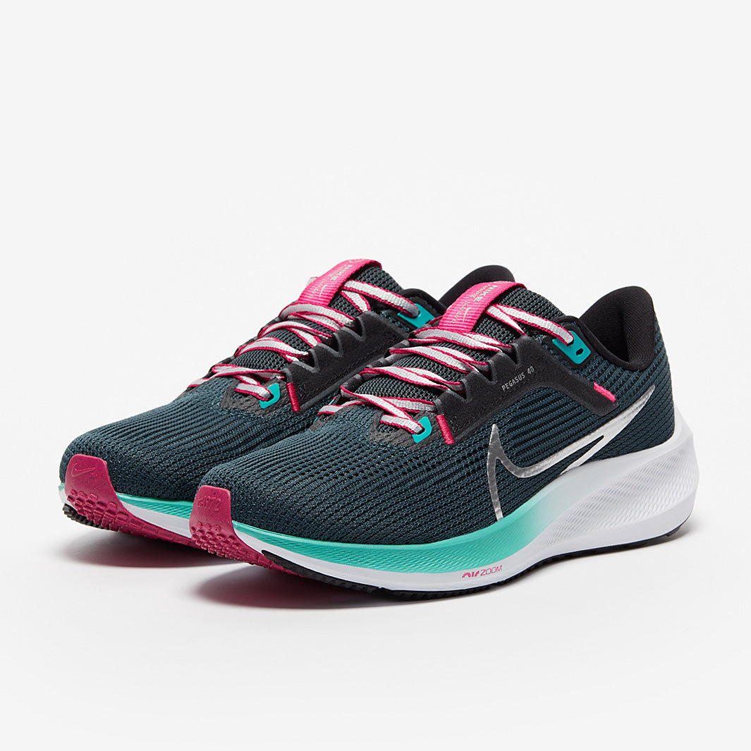 Nike Womens Pegasus 40