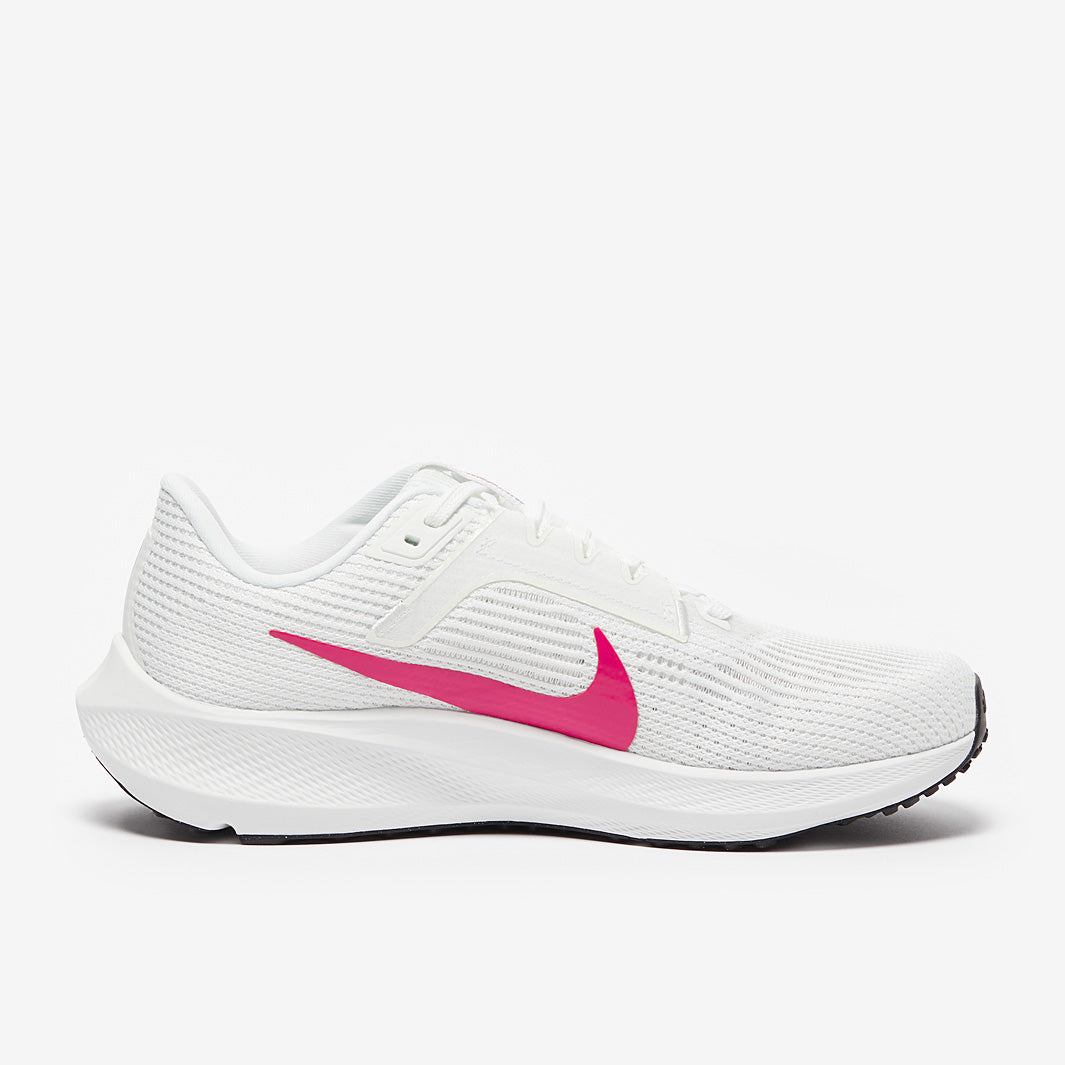 Nike Womens Pegasus 40