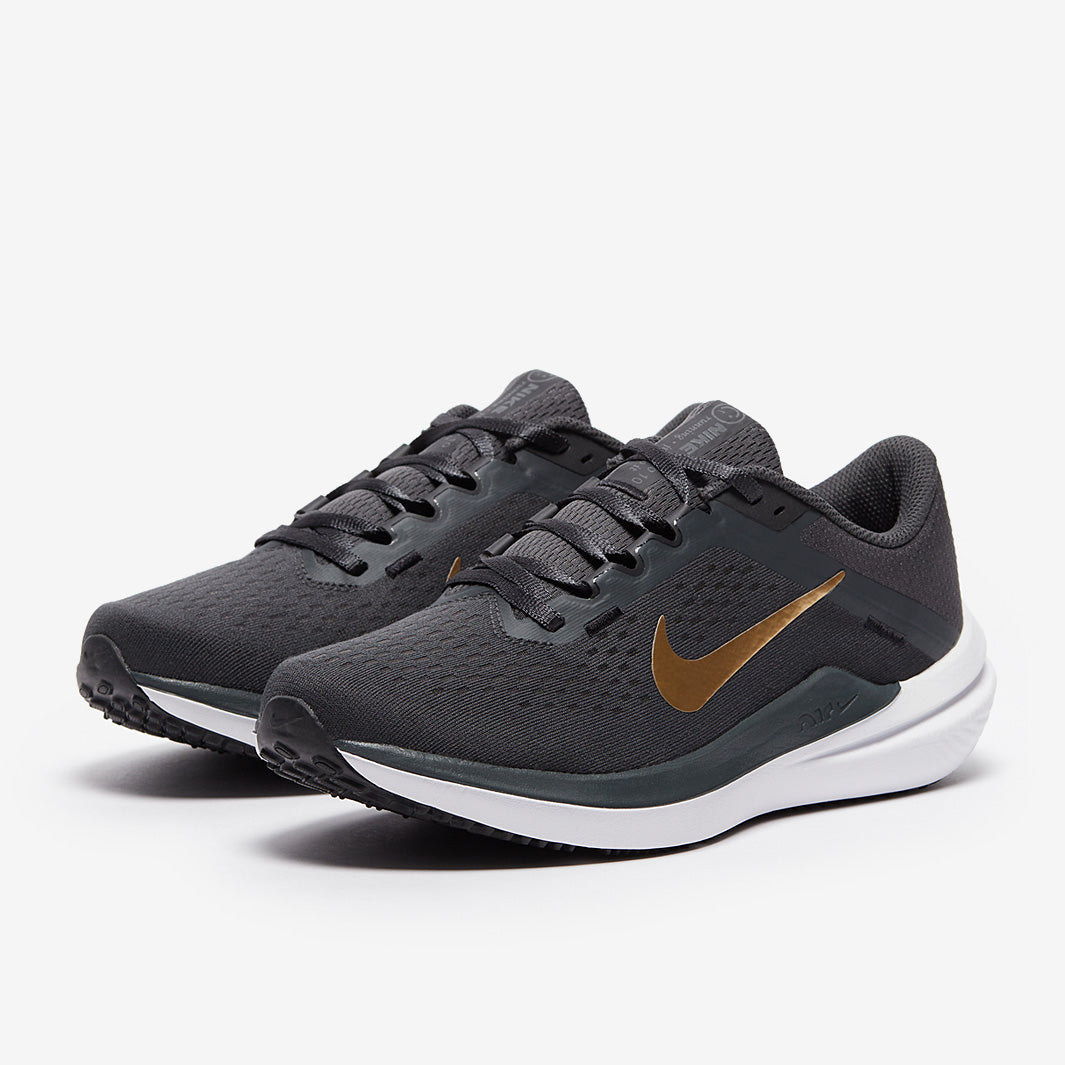 Nike Womens Winflo 10