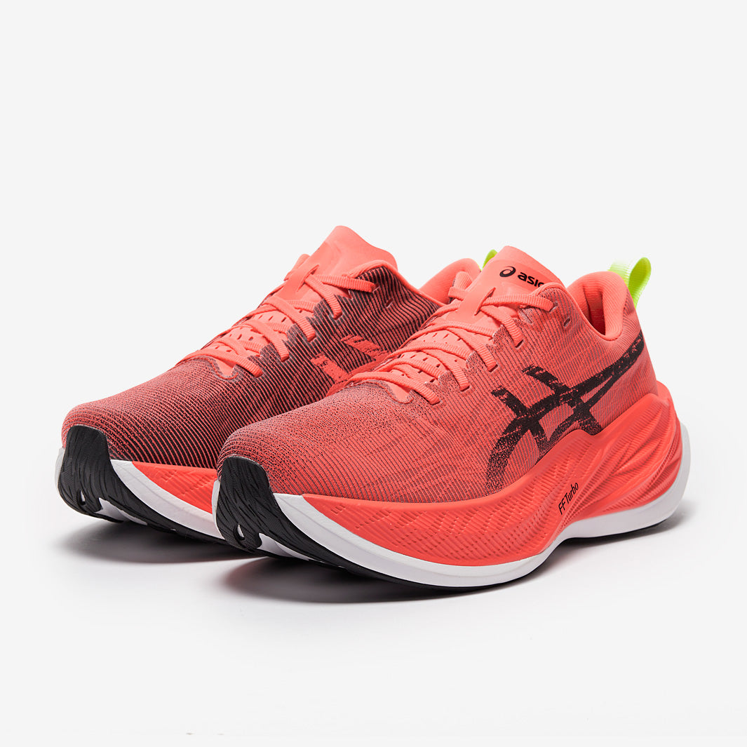 ASICS Superblast