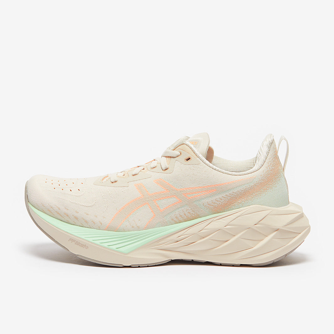 ASICS Womens Novablast 4