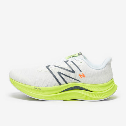 New Balance FuelCell Propel v4