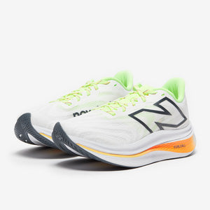 New Balance Womens FuelCell SuperComp Trainer v2