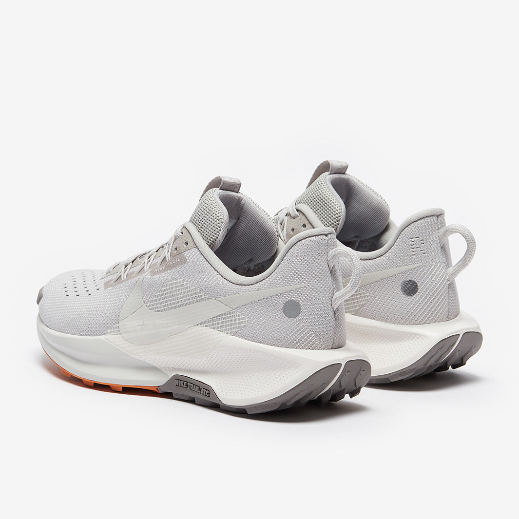 Nike Womens Pegasus Trail 5 - LT Iron Ore/Light Bone