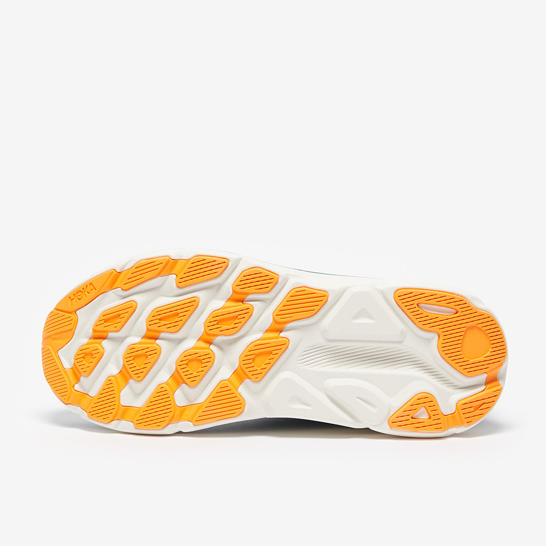 Hoka Clifton 9
