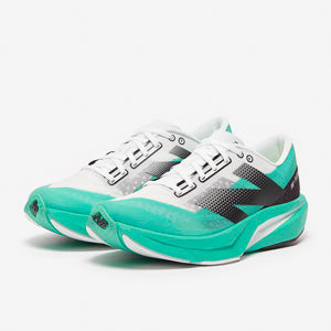 New Balance FuelCell Rebel v4