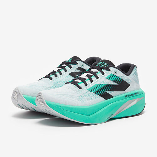 New Balance FuelCell SuperComp Trainer v3