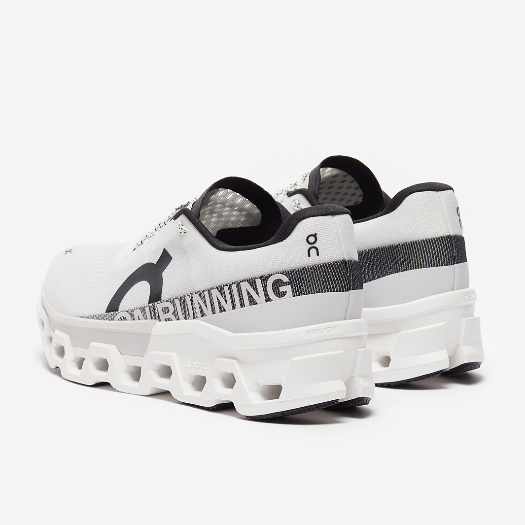 On Cloudmonster 2