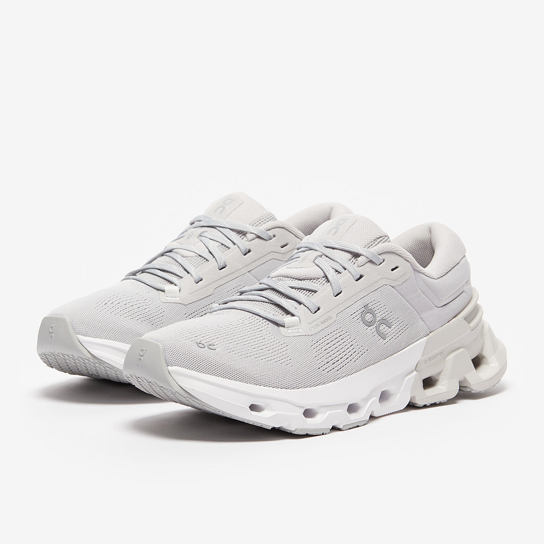On Womens Cloudflyer 5