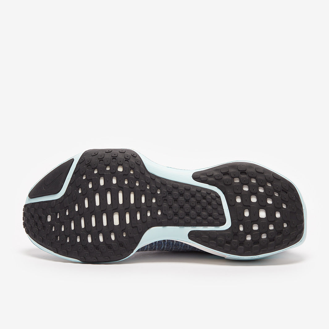 Nike Invincible Run 3