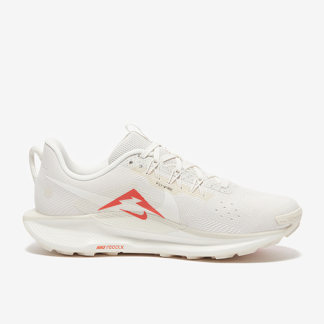 Nike Womens Pegasus Trail 5