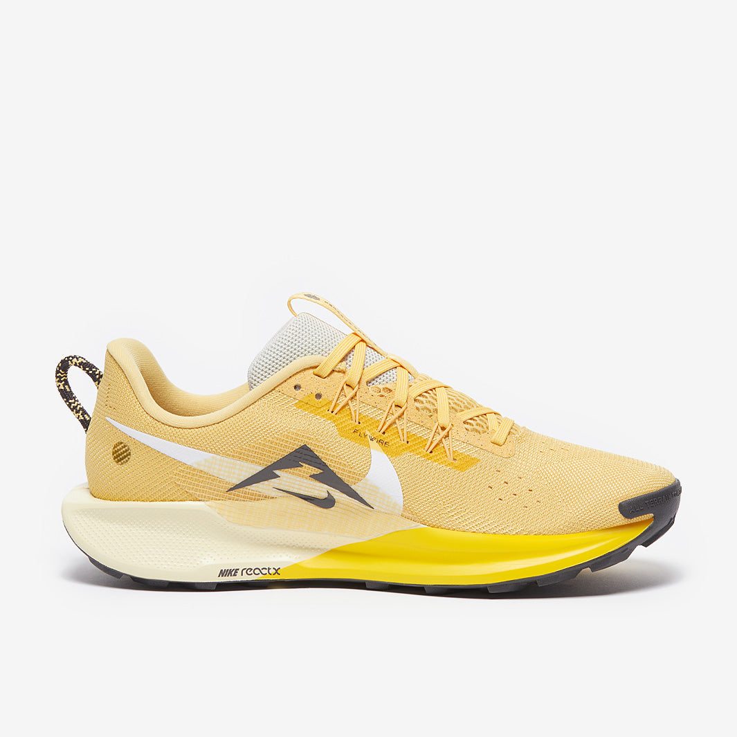 Nike Pegasus Trail 5 - Saturn Gold/White-Lightening