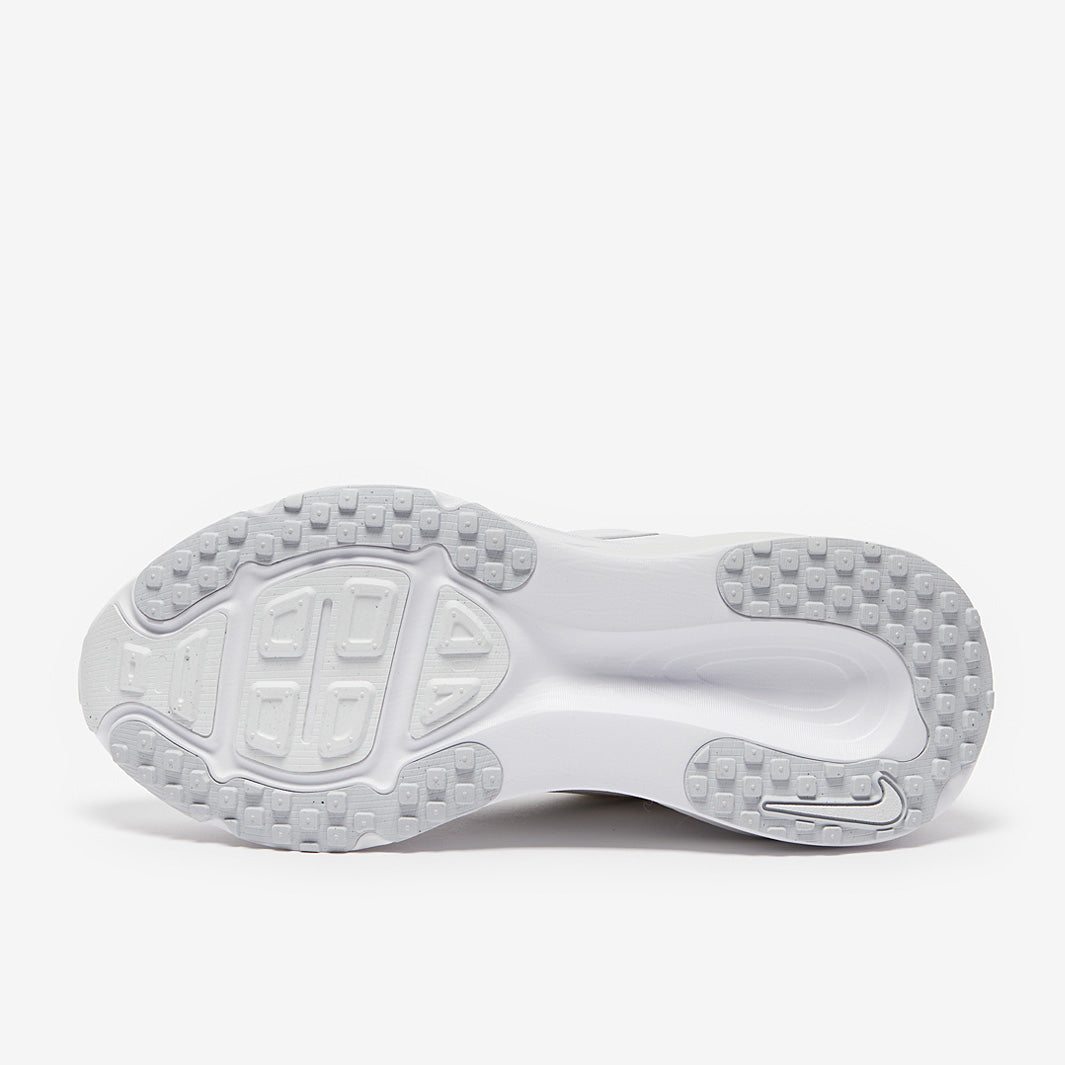Nike Womens Vomero 18
