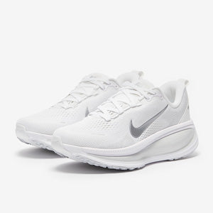 Nike Womens Vomero 18