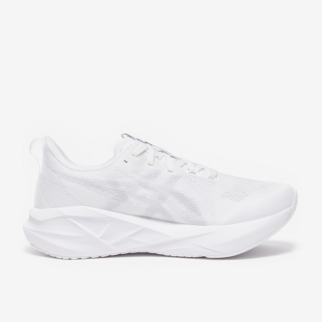 Asics Novablast 5
