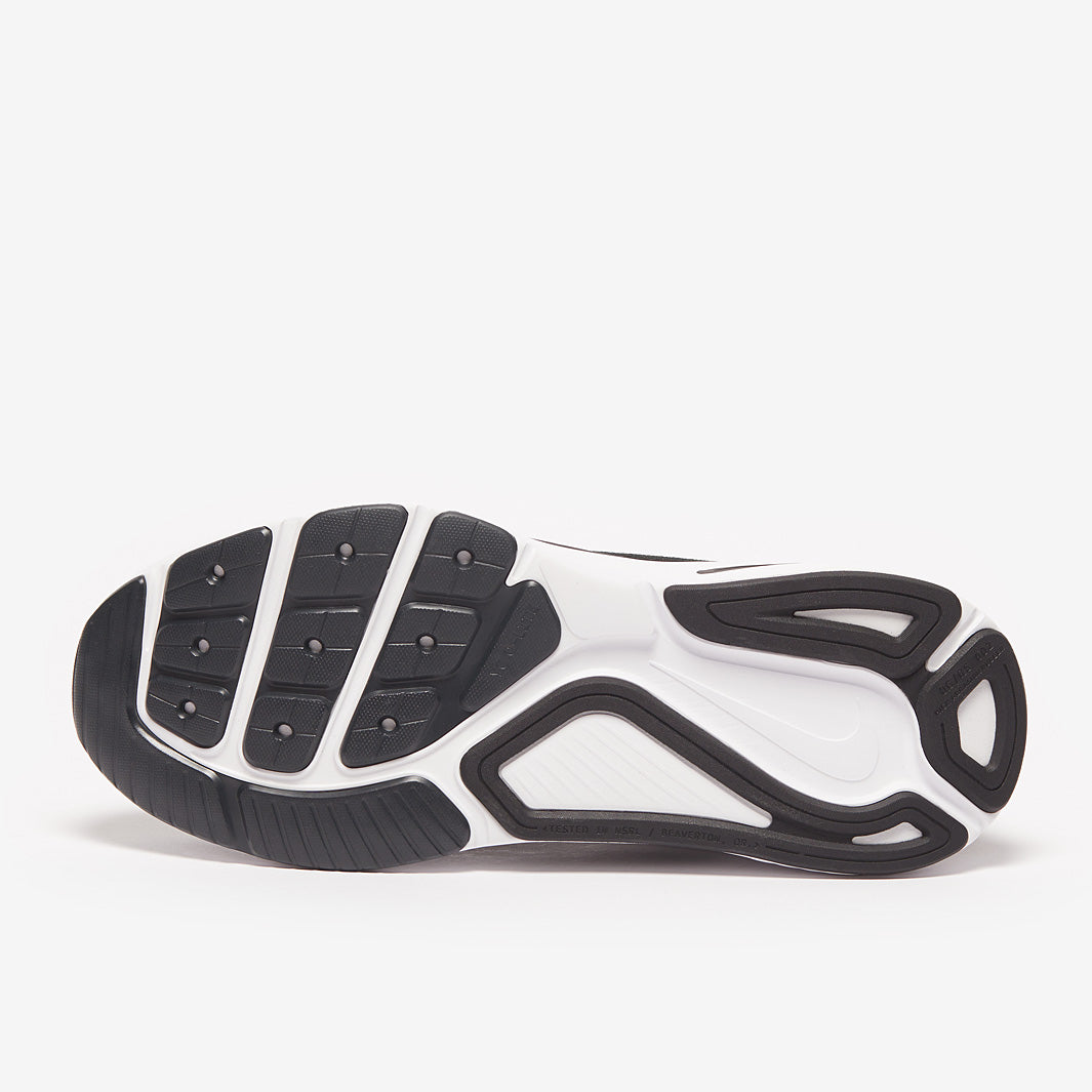 Nike Structure 26