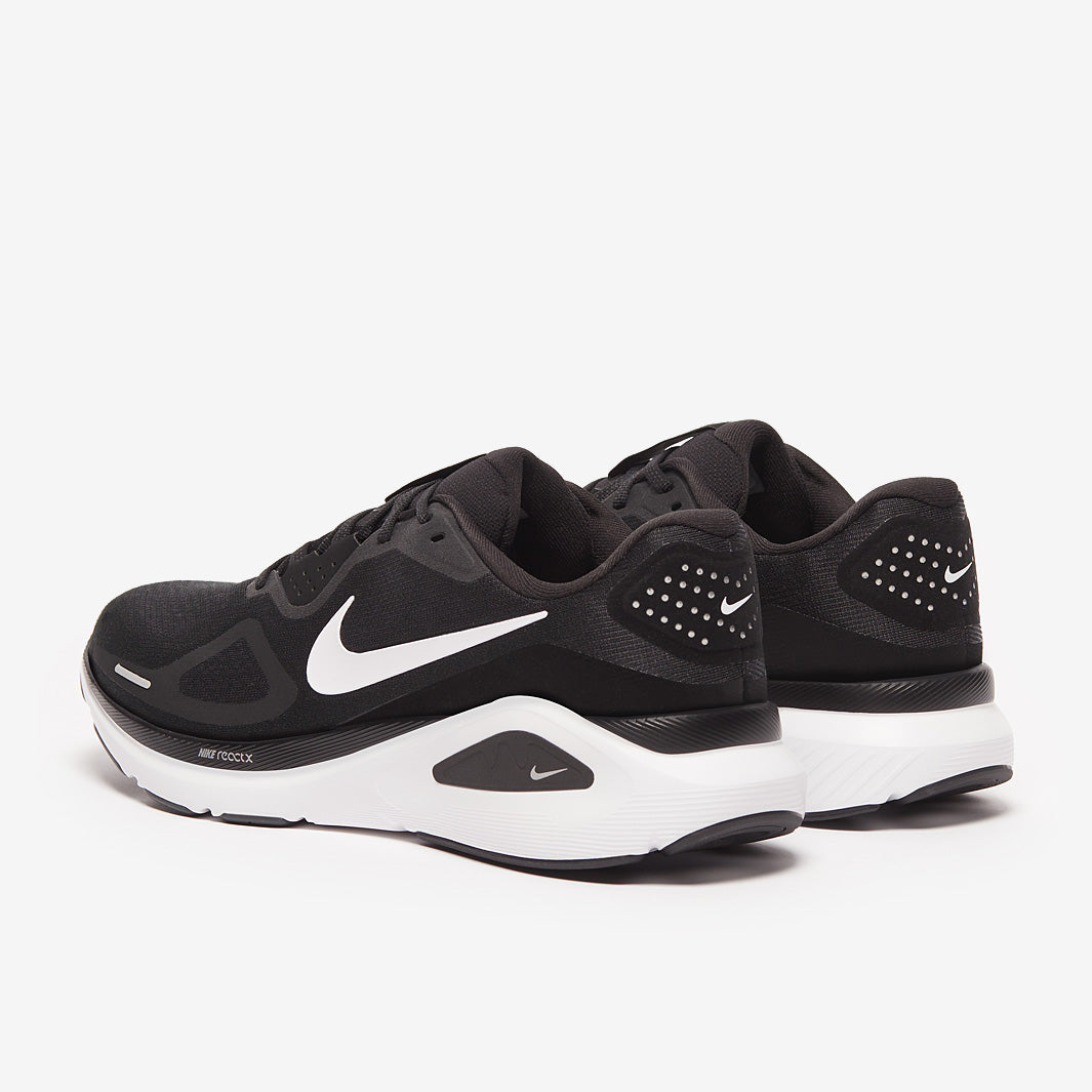 Nike Structure 26