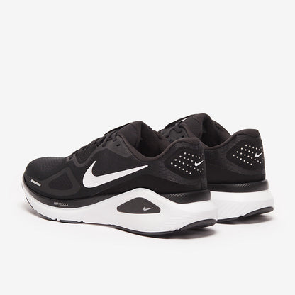 Nike Structure 26
