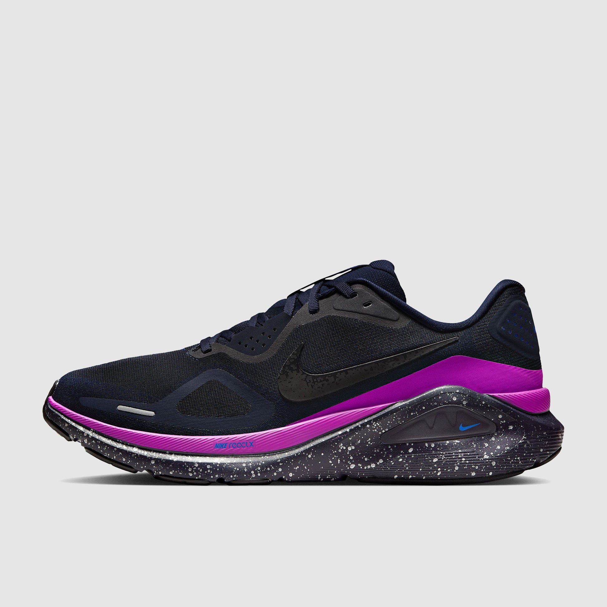 Nike Structure 26