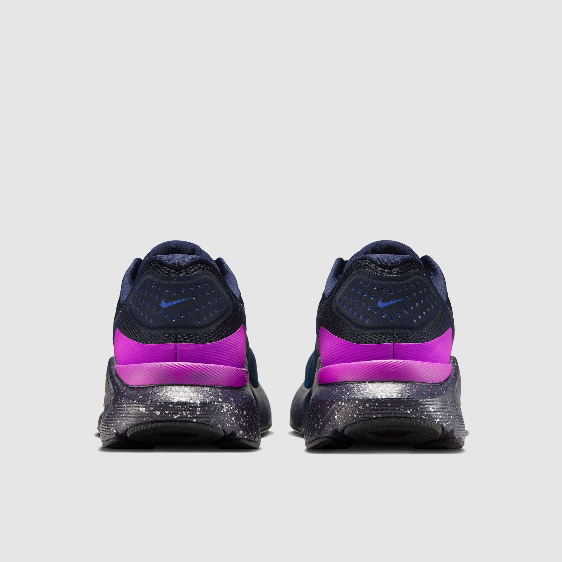 Nike Structure 26