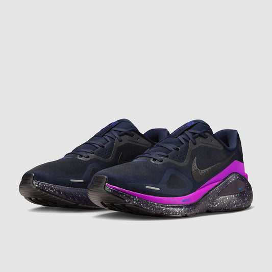 Nike Structure 26