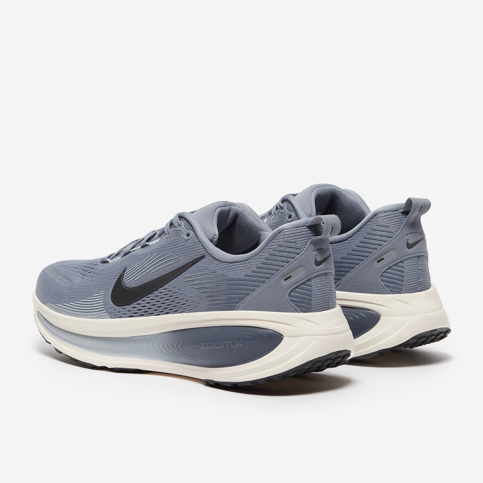 Nike Vomero 18