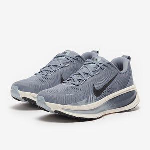 Nike Vomero 18
