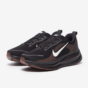Nike Vomero 18