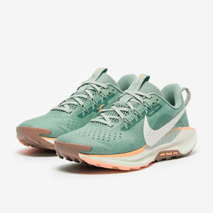 Nike Womens Pegasus Trail 5
