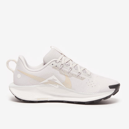 Nike Womens Pegasus Trail 5