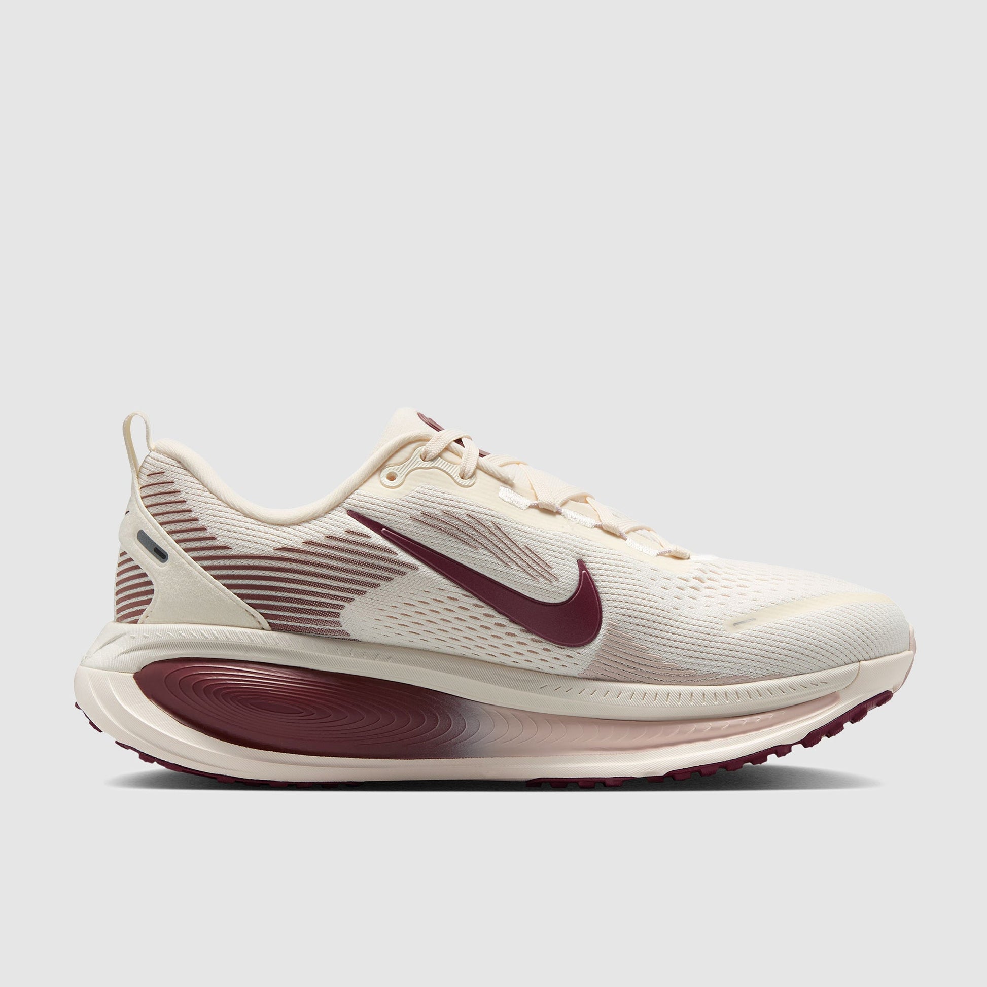 Nike Womens Vomero 18