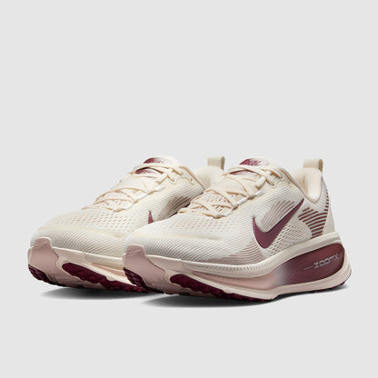 Nike Womens Vomero 18