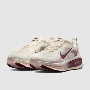 Nike Womens Vomero 18