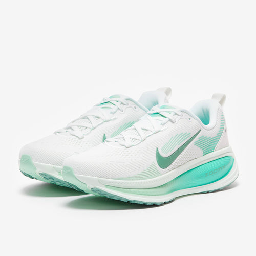 Nike Womens Vomero 18