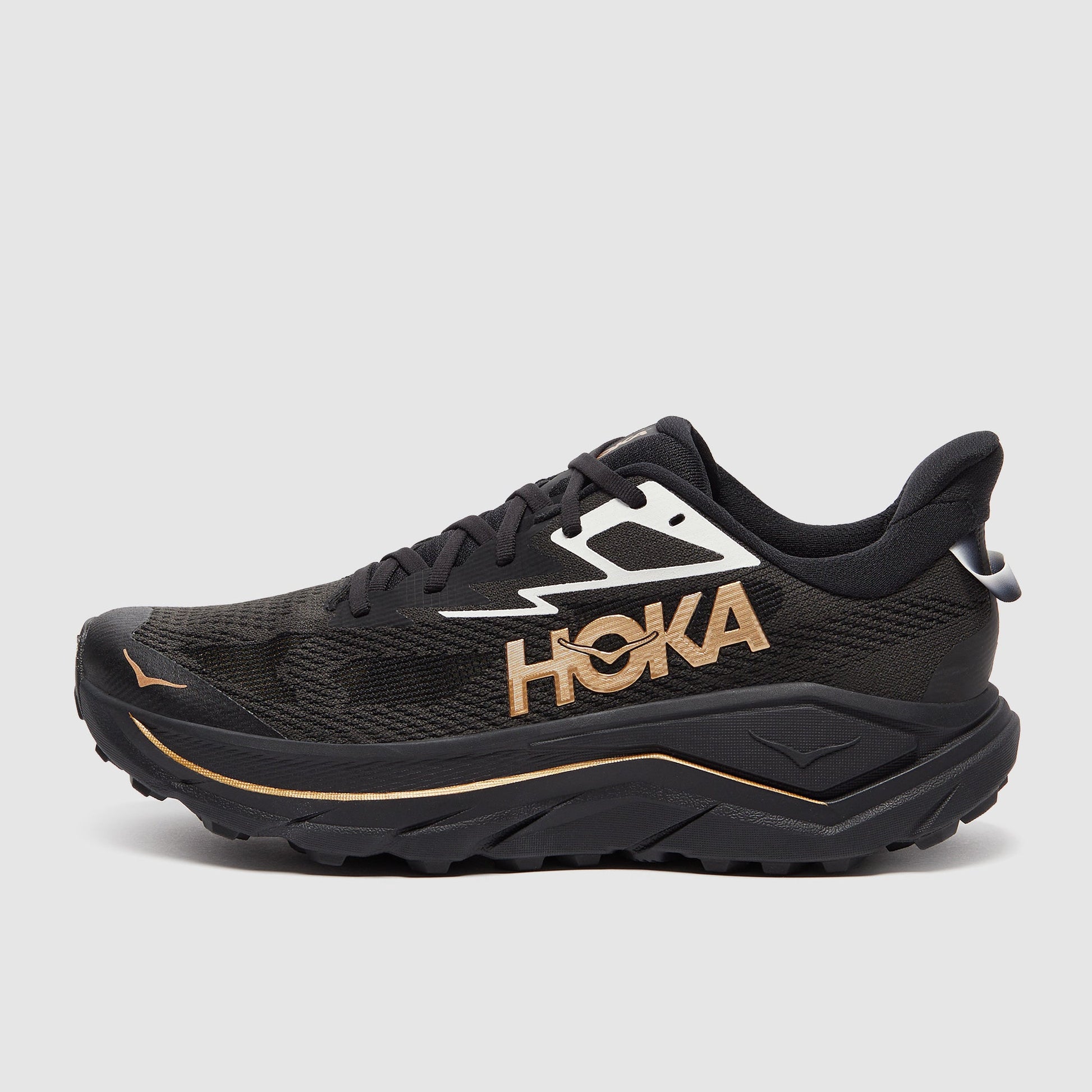Hoka Challenger 8