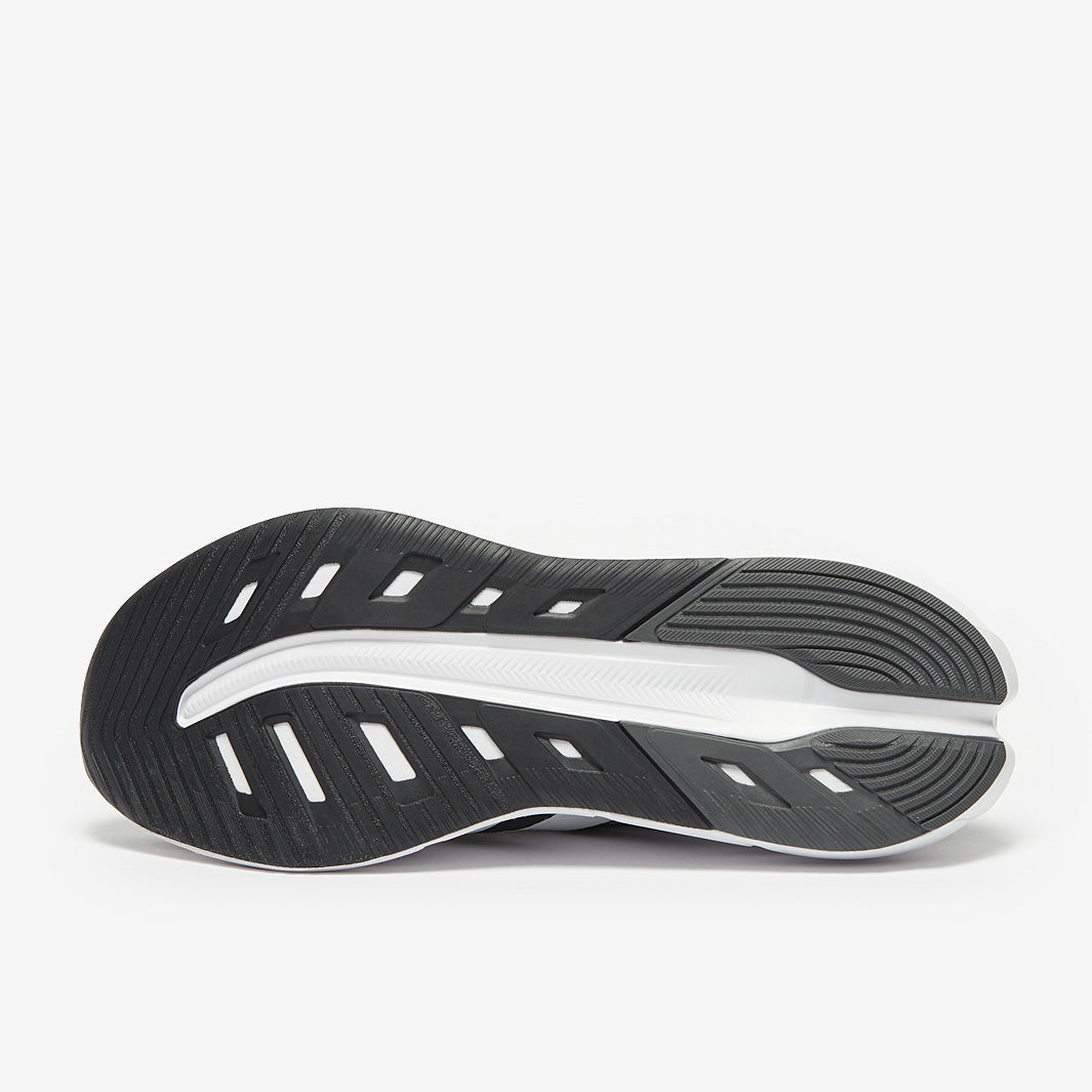 adidas Questar 3