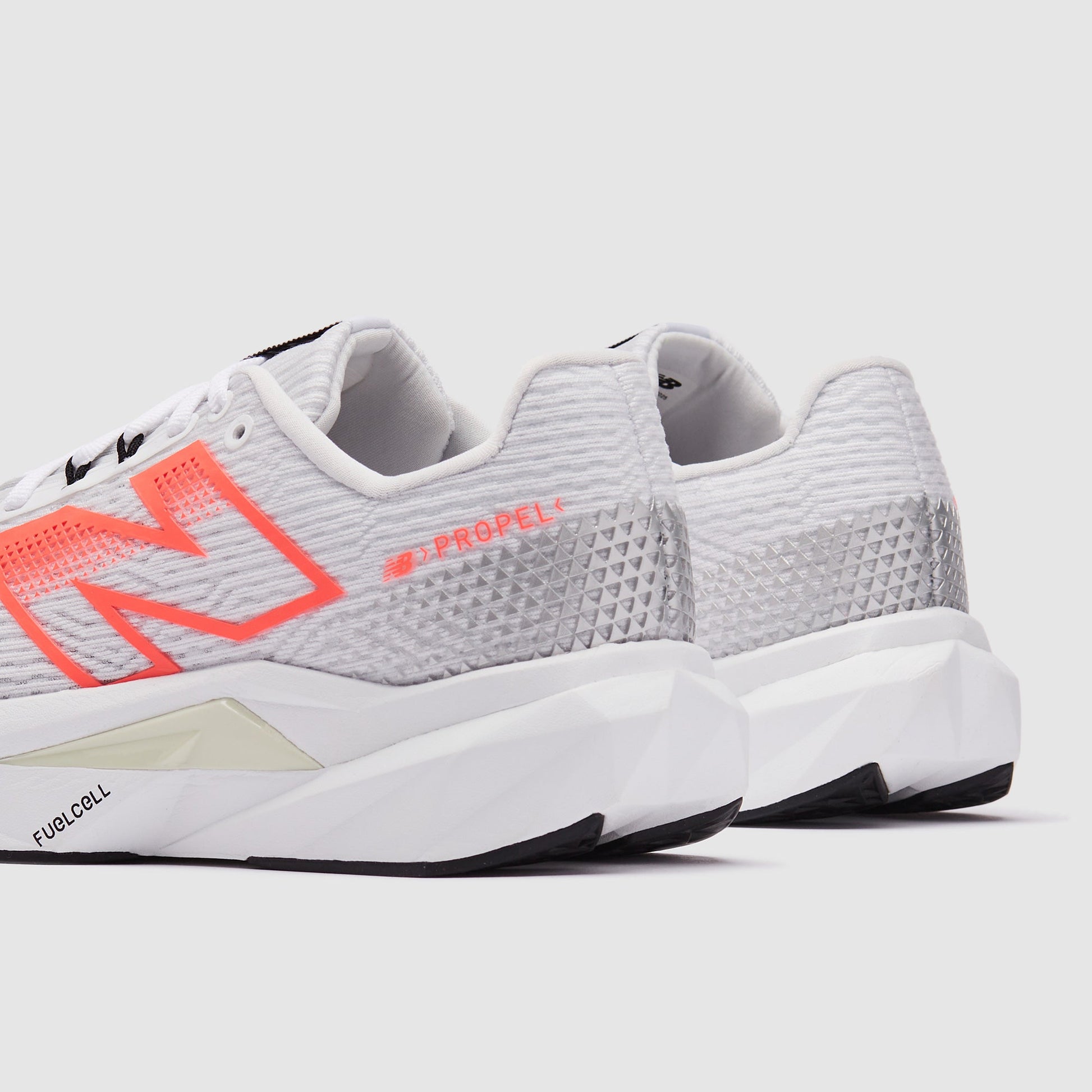 New Balance Womens FuelCell Propel v5