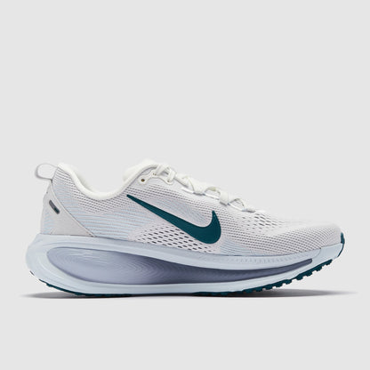 Nike Womens Vomero 18