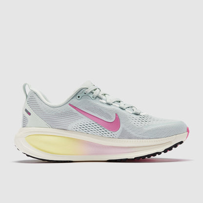 Nike Womens Vomero 18