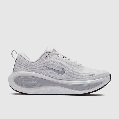 Nike Womens Vomero Plus