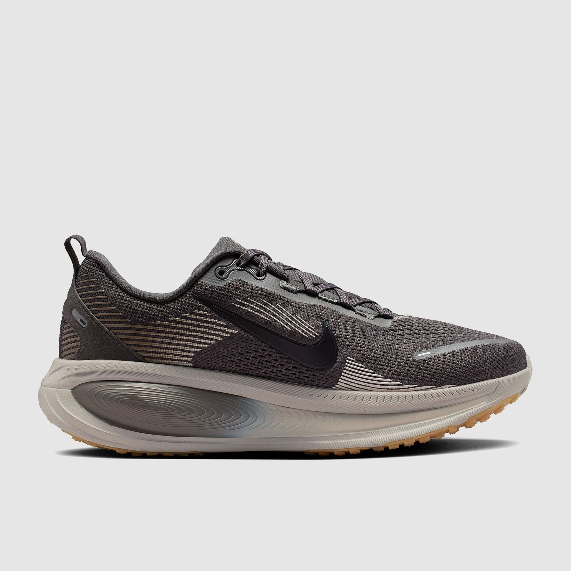 Nike Vomero 18