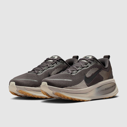 Nike Vomero 18