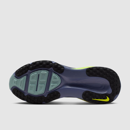 Nike Vomero 18