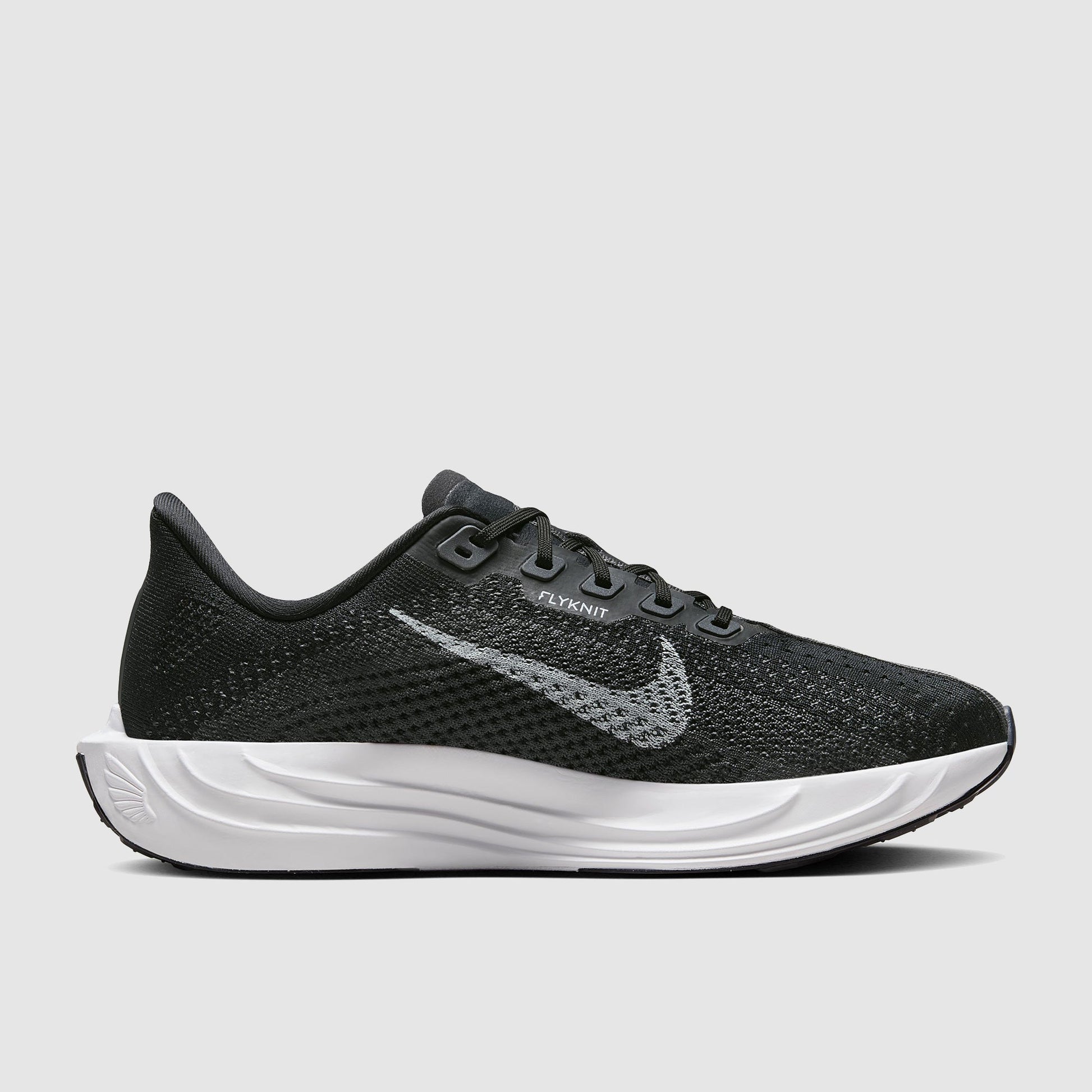 Nike Womens Pegasus Plus